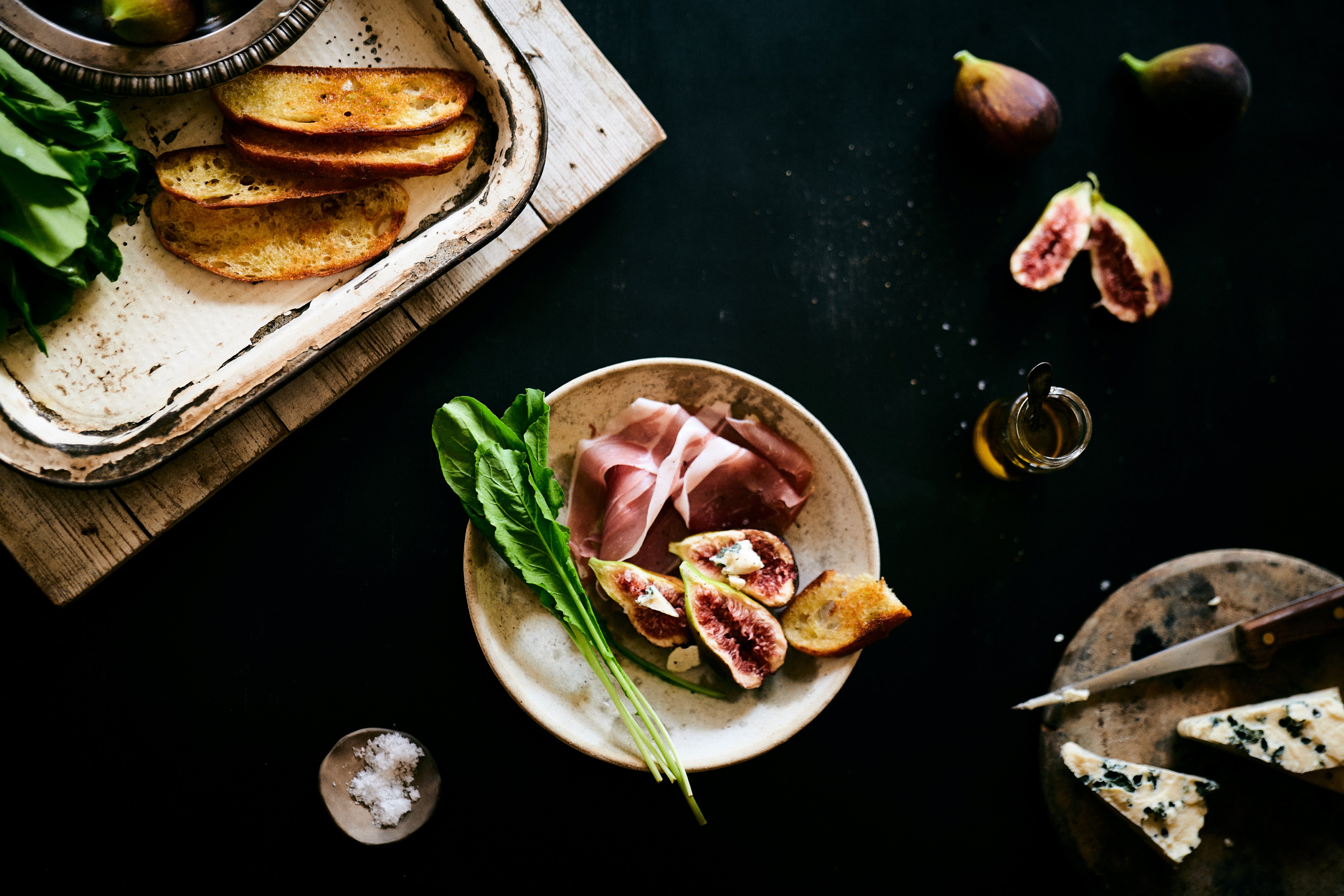 Fresh Figs with Gorgonzola and EVOO – Rio Vista Olives